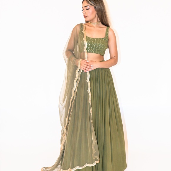 Mossy Mirage Lengha - Picture 1 of 4